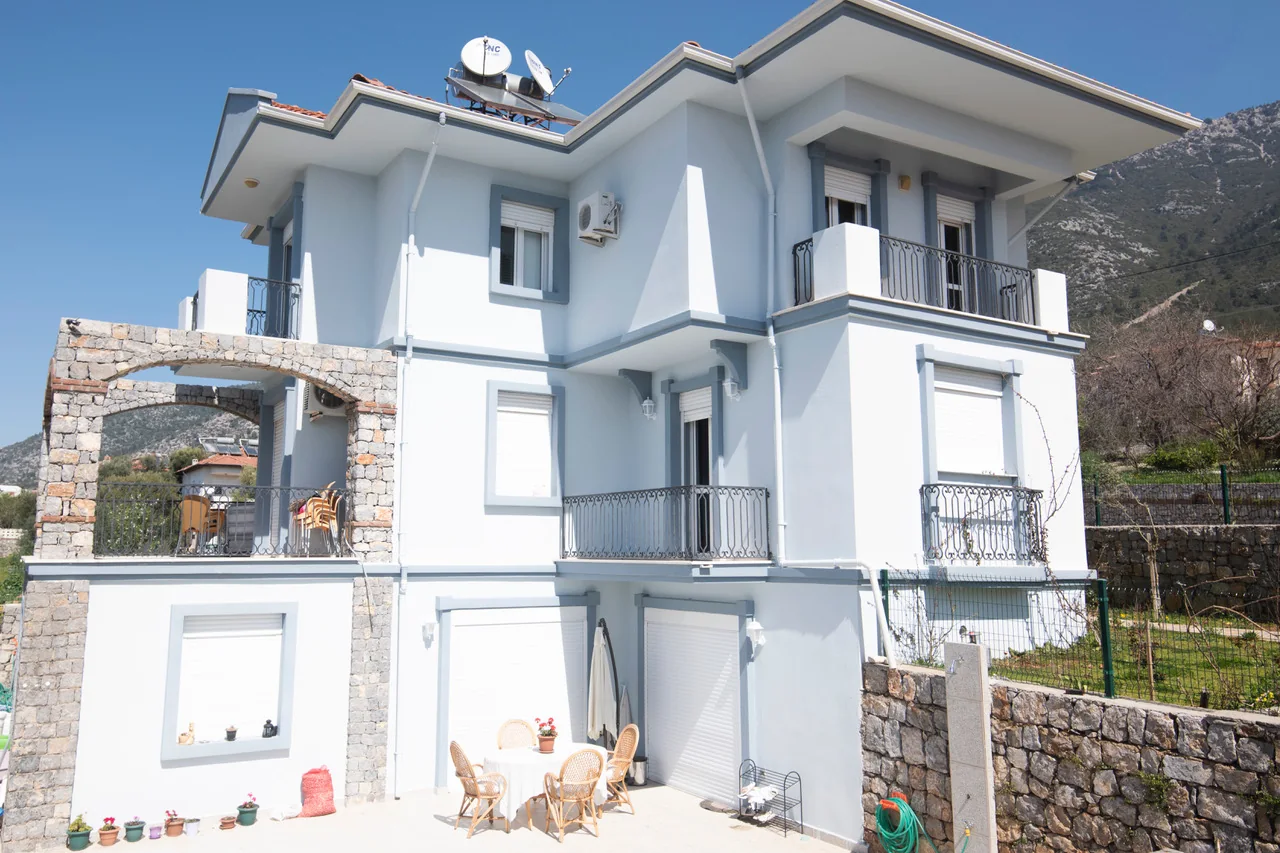 Villa Boncuk dış cephe ve bahçe